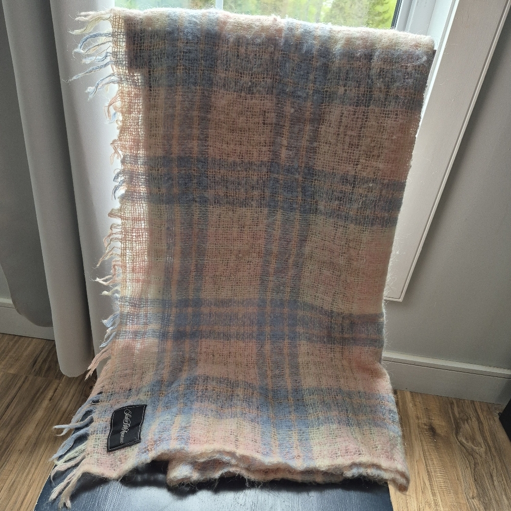 Vintage Saks FIFTH Avenue Blanket